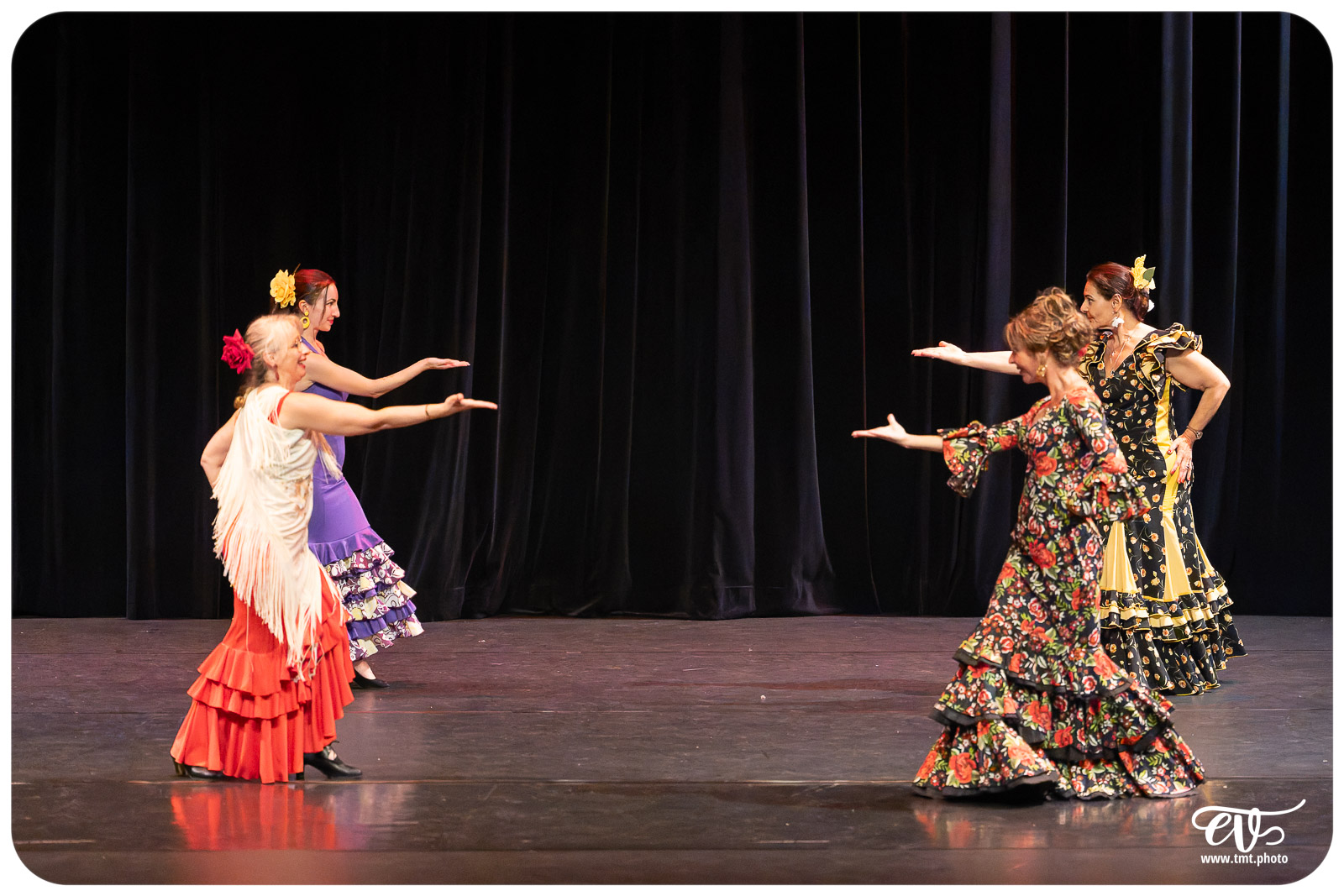 ECOLE DE DANSE CÉCILE ADAMOW